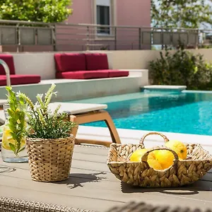  Villa Athinais Lak