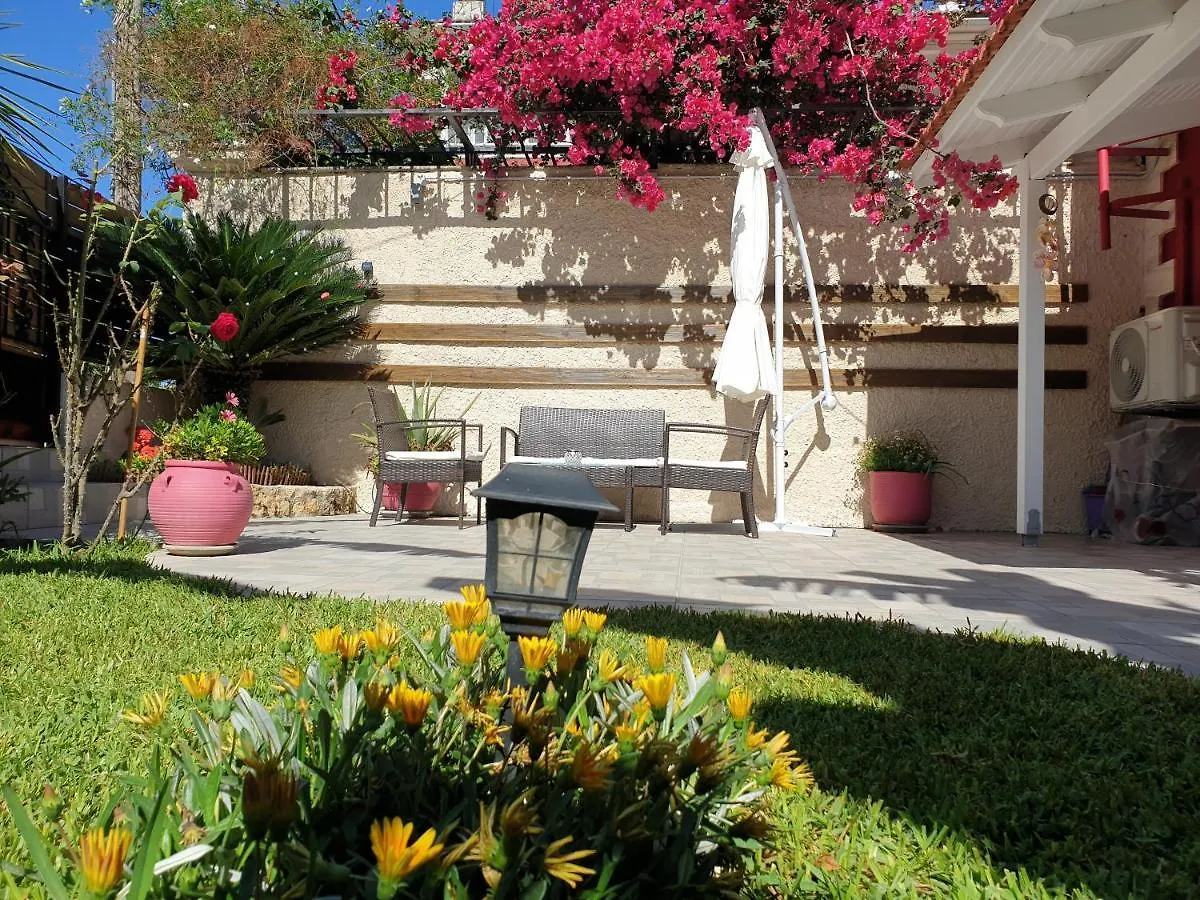 Aloe House Lakithra Villa